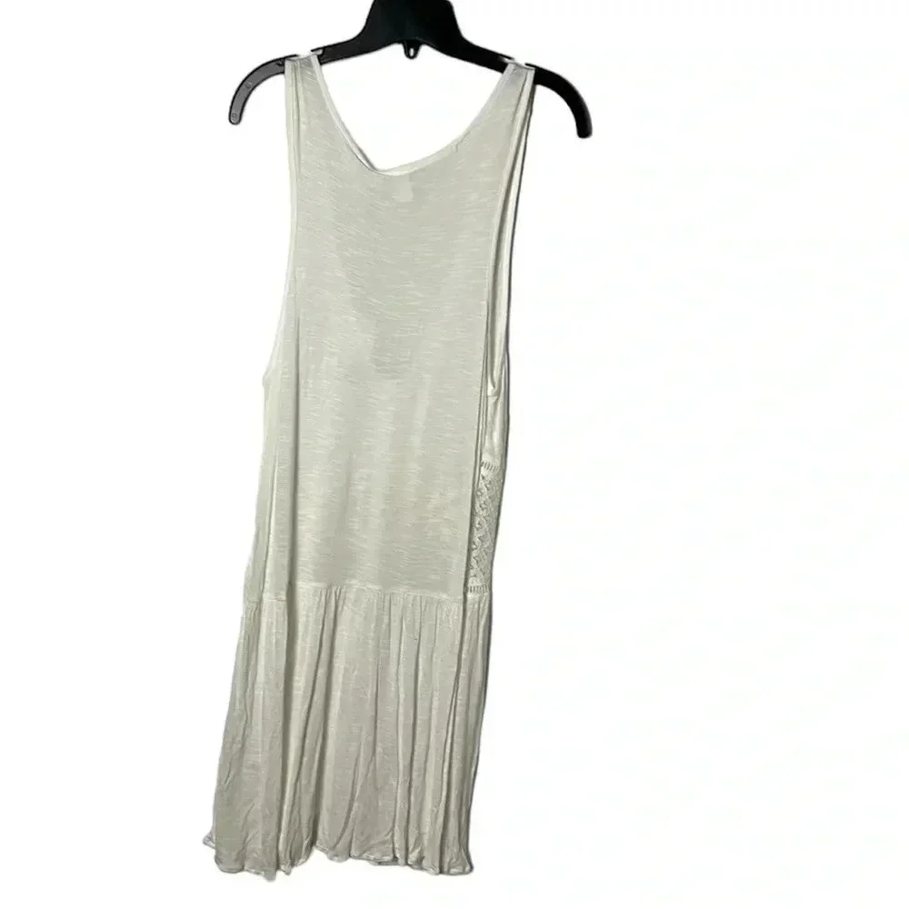KOY RESORT WHITE SM, crochet ,button front beach cover, deep V-neck - Picture 12 of 13